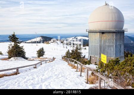 , Gipfelbereich des Mount Arber mit Radome, Deutschland, Bayern, Nationalpark Bayerischer Wald, Bayerisch Eisenstein Stockfoto