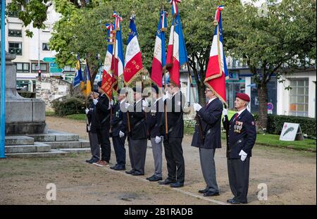 Laval, Frankreich - 6. Oktober 2019: Französischer Krieg veterens zum Gedenken an den Krieg in Algerien im Zentrum von Laval, Frankreich Stockfoto