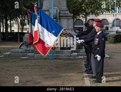 Laval, Frankreich - 6. Oktober 2019: Französischer Krieg veterens zum Gedenken an den Krieg in Algerien im Zentrum von Laval, Frankreich Stockfoto