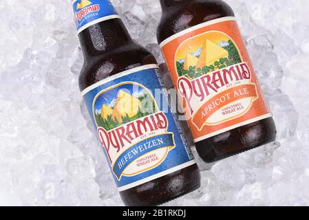 Irvine, KALIFORNIEN - 26. AUGUST 2016: Pyramidenales on Ice Closeup. Die Pyramid Breweries, Inc. Ist ein Brauunternehmen mit Hauptsitz in Seattle, Washington. Stockfoto