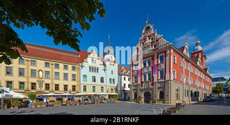 Rathaus am Hauptmarkt mit Straßencafé, Gotha, Thüringen, Deutschland, Stockfoto