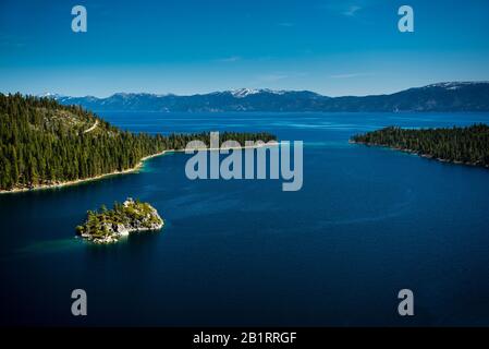 Emerald Bay mit Lake Tahoe, Sierra Nevada, Kalifornien, USA, Stockfoto