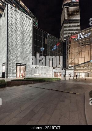 IFC Mall, Nachtaufnahme, Lujiazui, Pudong, Shanghai, China Stockfoto