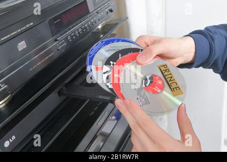 CD-Player, CDs, Musik, Symbolfoto Stockfoto