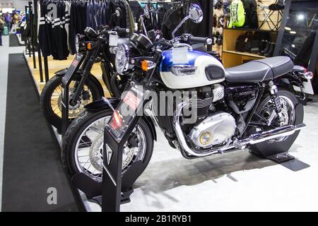 Bangkok Thailand - 7. Dezember 2019: Triumph Motorcycle zeigt neue Technologien und andere Ausstellungen in Bangkok, Thailand Stockfoto