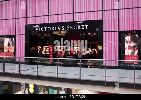 Dh Victorias Secret-Shop MANCHESTER ENGLAND Geschäfte Stadtzentrum Einkaufszentrum Arndale Shopping Center Store Front UK Stockfoto