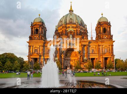 Lustgarten, Berliner Dom, Berlin, Deutschland Stockfoto