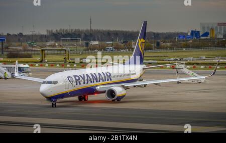 Ryan Air Flugzeug, Flughafen Schönefeld, Brandenburg, Deutschland Stockfoto