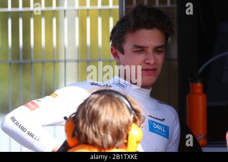 Barcelona, Spanien. , . Formel-1-Test vor der Saison. Lando Norris aus Großbritannien und McLaren F1 Team am Tag fünf des F1 Wintertestguts: Marco Canoniero/Alamy Live News Stockfoto