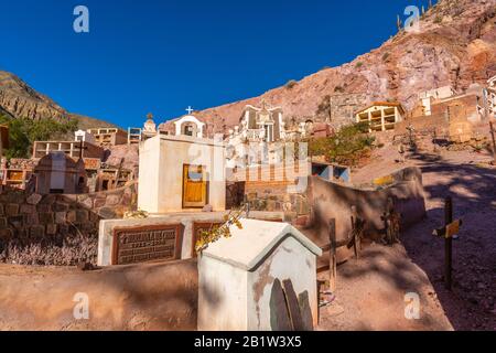 Friedhof, Purmamarca, Quebrada de Humahuaca, UNESCO-Weltkulturerbe, Provinz Jujuy, NW Argentinien, Lateinamerika Stockfoto