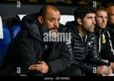 Barcelona, Spanien. Februar 2020. Nuno Espirito Santo von Wolverhampton Wanderers F.C. während der UEFA Europa League-Runde von 32 Spielen im zweiten Durchgang zwischen RCD Espanyol und Wolverhampton Wanderers im RCD-Stadion am 27. Februar 2020 in Barcelona, Spanien. Kredit: Dax Images / Alamy Live News Stockfoto