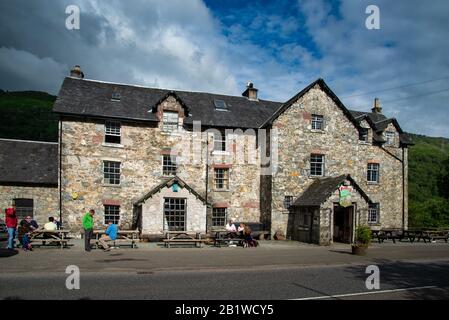 Das Drovers Inn an der A82 im Norden von Loch Lomond, Schottland Stockfoto