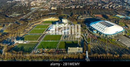 Luftbild, Schalker Feld, Landesliga-Stadion, Premier League, Fußballhalle, Trainingsgelände neben der Veltins-Arena, Schalke 04, im fo Stockfoto