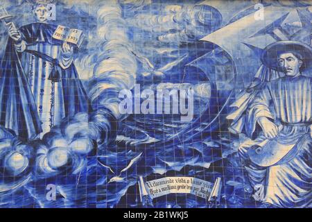 Azulejo Fliesen schmücken die Pfarrkirche von Massarelos (Igrega do Corpo Santo de Massarelos) in Porto, PORTUGAL, PETER GRANT Stockfoto