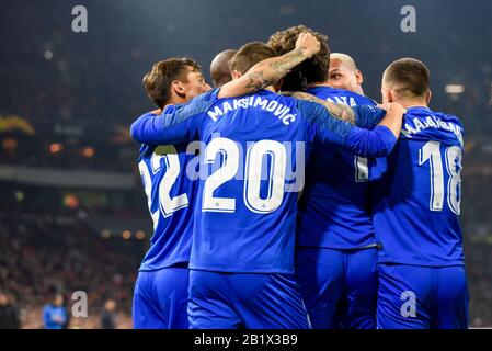 Amsterdam, Niederlande. Februar 2020. Getafe-Spieler feiern die Punktewertung während der Europa-League-Runde mit 32 Spielen zwischen AFC Ajax und Getafe C.F. in der Johan Cruijff Arena in Amsterdam am 27. Februar 2020 (Foto von Andrew SURMA/ Credit: SIPA USA/Alamy Live News Stockfoto