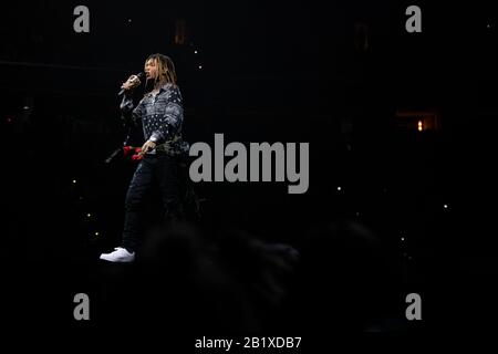 Washington, USA. Februar 2020. Swae Lee, Rapper und Mitglied des Rap-Duos Rae Sremmurd, tritt am 27. Februar 2019 im Rahmen der Post Malone Runaway Tour in der Capital One Arena in Washington, DC auf. (Graeme Sloan/Sipa USA) Credit: SIPA USA/Alamy Live News Stockfoto