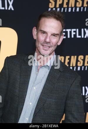 Westwood, Ca. Februar 2020. Peter Berg, bei Netflix Premiere Spenser Confidential am Regency Village Theatre in Westwood California am 27. Februar 2020. Kredit: Faye Sadou/Media Punch/Alamy Live News Stockfoto