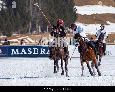 St. Moritz - 26. Januar 2020: Spielaktionen beim Snow Polo World Cup St.Moritz 2020 Stockfoto