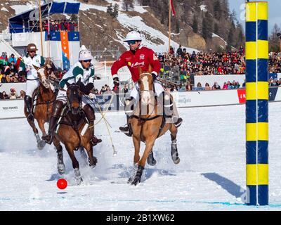 St. Moritz - 26. Januar 2020: Spielaktionen beim Snow Polo World Cup St.Moritz 2020 Stockfoto