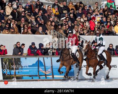 St. Moritz - 26. Januar 2020: Spielaktionen beim Snow Polo World Cup St.Moritz 2020 Stockfoto