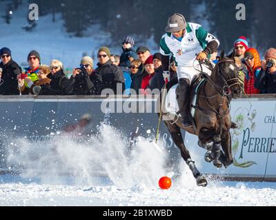 St. Moritz - 26. Januar 2020: Spielaktionen beim Snow Polo World Cup St.Moritz 2020 Stockfoto