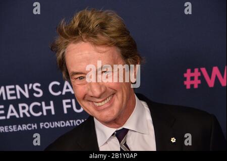 Beverly Hills, Vereinigte Staaten. Februar 2020. Martin Short besucht Einen Unvergesslichen Abend, der am Donnerstag, 27. Februar 2020, dem Frauenkrebs-Forschungsfonds im Beverly Wilshire Hotel in Beverly Hills, Kalifornien zugute kommt. Foto von Jim Ruymen/UPI Credit: UPI/Alamy Live News Stockfoto