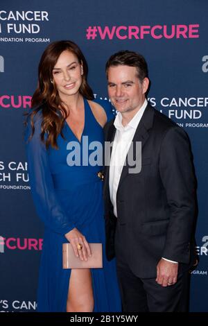 Beverly Hills, USA. Februar 2020. Ingrid Vandebosch, Jeff Gordon, der am 27. Februar 2020 in Beverly Wilshire, EINEM Four Seasons Hotel in Beverly Hills, Kalifornien USA (Foto von Parisa Afsahi/Sipa USA) den roten Teppich im "Ein Unvergesslicher Abend" des Women's Cancer Research Fund machte: SIPA USA/Alamy Live News Stockfoto