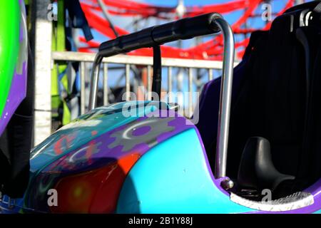 HINTERGRUNDBILDER VON ACHTERBAHN, BRITISCHEM BADEORT, SOMMERSPASS UND BRITISCHEM KULTURERBE Stockfoto