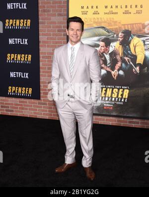 27. Februar 2020, Westwood, Kalifornien, USA: Mark WAHLBERG besucht die Premiere von 'Spenser Confidential' im Regency Village Theatre. (Bild: © Billy Bennight/ZUMA Wire) Stockfoto
