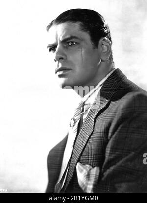 Paul MUNI als Tony Camonte Publicity Portrait für SCARFACE 1932 Regisseure HOWARD HAWKS und RICHARD ROSSON Roman Armitage Trail Screen Story Ben Hecht Produzent Howard Hughes The Caddo Company/United Artists Stockfoto