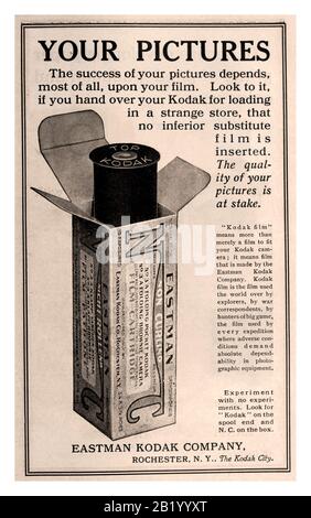 Kodak Camera Film Advertisement von Vintage 1900, die nur für Eastman Kodak Film wirbt "Die Qualität Ihrer Bilder steht auf dem Spiel", Suchen Sie nach "Kodak" auf dem Spoolende. Stockfoto