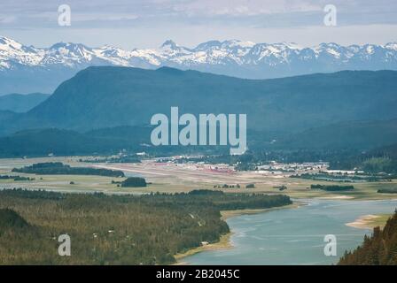 Luftaufnahme Des Schneedecks In der Umgebung von Juneau, AK Stockfoto