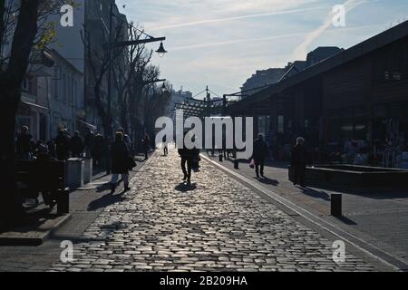 Frauenmarkt oder Jenski pazar im Zentrum von Sofia, der Hauptstadt Bulgariens. Stockfoto