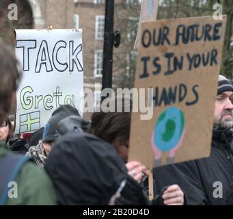 Die Veranstaltung "Youth Strike 4 Climate Bristol" auf College Green, Bristol, bei der Greta Thunberg und Mya-Rose Craig sprachen Stockfoto