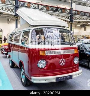 Classic VW Camper Van Auf Der Classic Car Show London 2020 Stockfoto