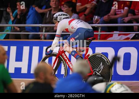 Berlin, Deutschland. Februar 2020. Laura Kenny aus Großbritannien konkurriert im Alleskönner Der Frauen am 3. Tag der Rad-Bahn-Weltmeisterschaften der Saison, auf Dem Veledrom, Berlin Deutschland. 28. Februar 2020 (Foto von Mitchell Gunn/Espa-Images) Credit: European Sports Photographic Agency/Alamy Live News Stockfoto