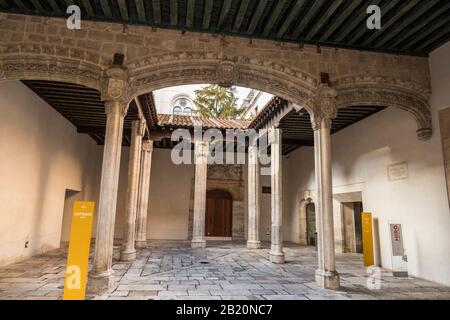 Valladolid, Spanien. Das Colegio de San Gregorio (St. Gregory School), Sitz des nationalen Museums für Bildhauerei Stockfoto