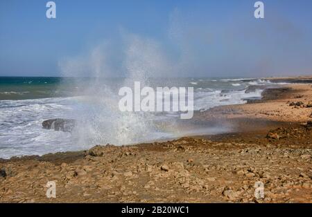 Karibische Ansichten von Cerro Pilón de Azúcar, Cabo de la Vela, Halbinsel Guajira, Kolumbien Stockfoto