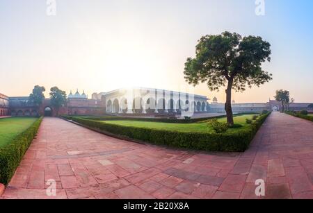 Agar Fort im Innenhof, Blick auf den Morgen, Indien Stockfoto