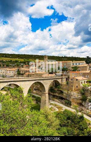 Brücke über Cesse, Minerve, Region occitania, Département Herault, Languedoc-Roussillon, Frankreich Stockfoto