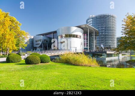 Glaeserne Fabrik, Transparente Fabrik, Volkswagen Automobilwerk, Dresden, Sachsen, Deutschland Stockfoto