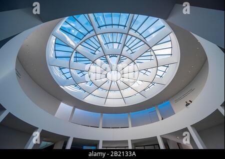 Glaskuppel, Pinakothek der Moderne, München, Oberbayern, Bayern, Deutschland Stockfoto