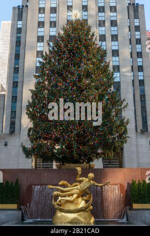 Rockefeller Center zu Weihnachten, New York City Stockfoto