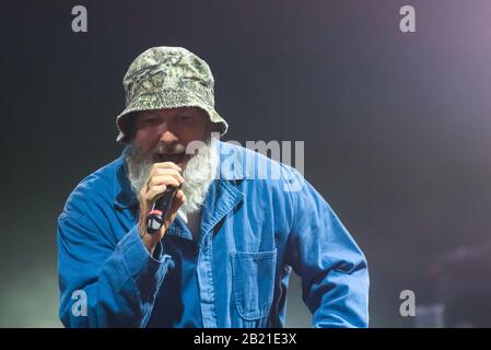 Riga, Lettland. Februar 2020. Fred Durst von der amerikanischen Band LIMP BIZKIT tritt in der Arena Riga auf. Credit: Gints Ivuskans/Alamy Live News Stockfoto