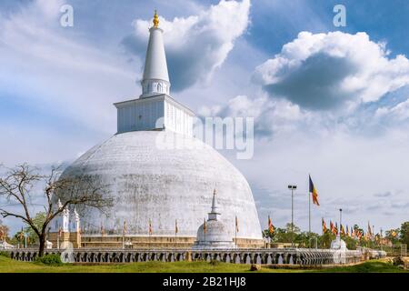 Die Ruwanwelisaya, Stupa, Dagoba, Anuradhapura Sri Lanka. Stockfoto