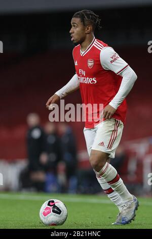 London, ENGLAND - 28. FEBRUAR Reiss Nelson von Arsenal u23 im Einsatz während des Premier League 2 Spiels zwischen Arsenal Unter 23 und Manchester City Unter 23 Im Emirates Stadium, London am Samstag, 29. Februar 2020. (Kredit: Jacques Feeney / MI News) Foto darf nur für redaktionelle Zwecke in Zeitungen und/oder Zeitschriften verwendet werden, Lizenz für kommerzielle Nutzung erforderlich Kredit: MI News & Sport /Alamy Live News Stockfoto