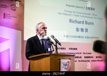 London, Großbritannien. Februar 2020. Sprecher Richard Burn bei China-UK United Wir Stehen zusammen, um am 28. Februar 2020 in London, Großbritannien, gegen den #Covid19 in Guildhall zu kämpfen. Credit: Picture Capital/Alamy Live News Stockfoto