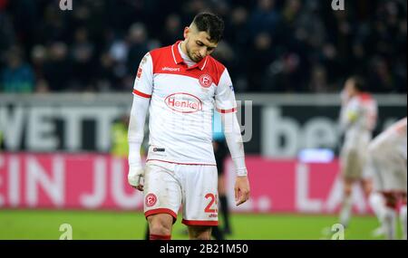 Düsseldorf, Deutschland. Februar 2020. Düsseldorfer Matthias Zimmermann enttäuscht, Bundesliga-Fußballspiel Fortuna Düsseldorf gegen Hertha BSC Berlin. Credit: Uwe Kraft/Alamy Live News Stockfoto