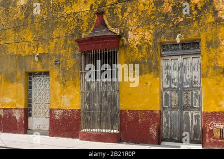 Verfallenes Haus, Merida Mexiko Stockfoto