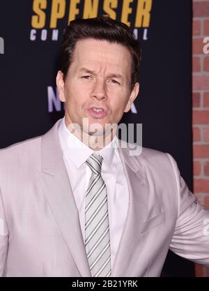 Westwood, CA - 27. FEBRUAR: Mark Wahlberg besucht die Premiere von Netflix "Spenser Confidential" im Regency Village Theatre am 27. Februar 2020 in Westwood, Kalifornien. Stockfoto